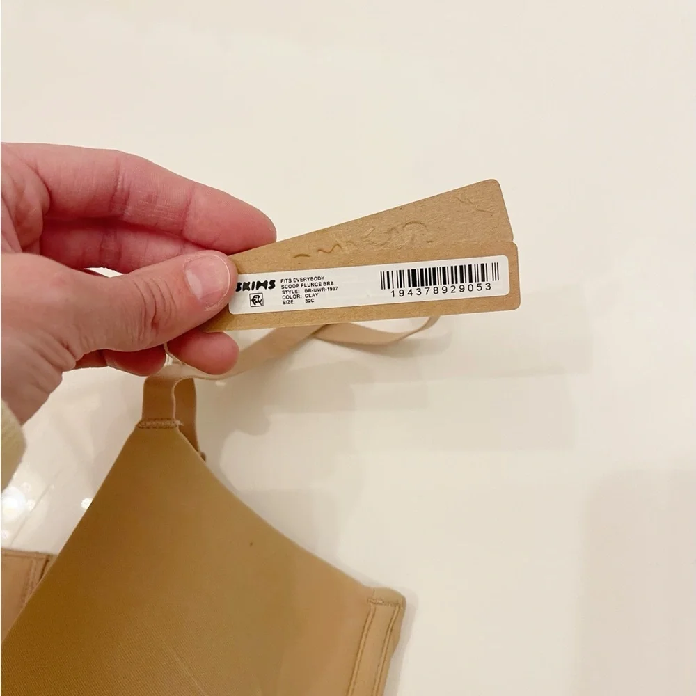 Skims Plunge Bra Clay - 32C - Picture 2 of 3